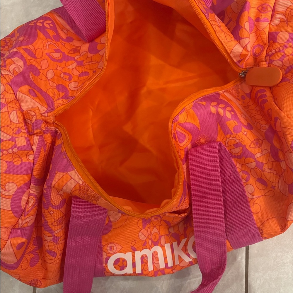 Amika Duffle Bag - Picture 3 of 4